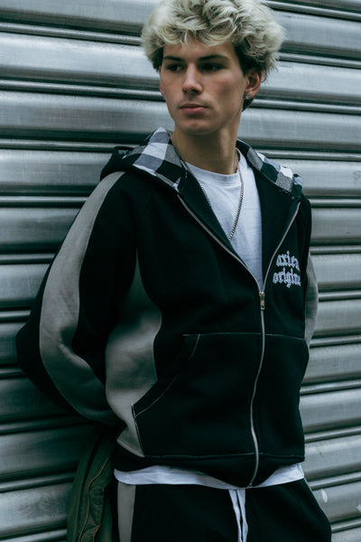 Black pleaded Hoodie